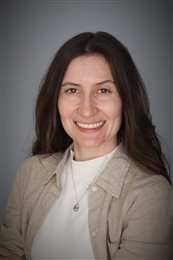 Portrait of Taymara C. Abreu.